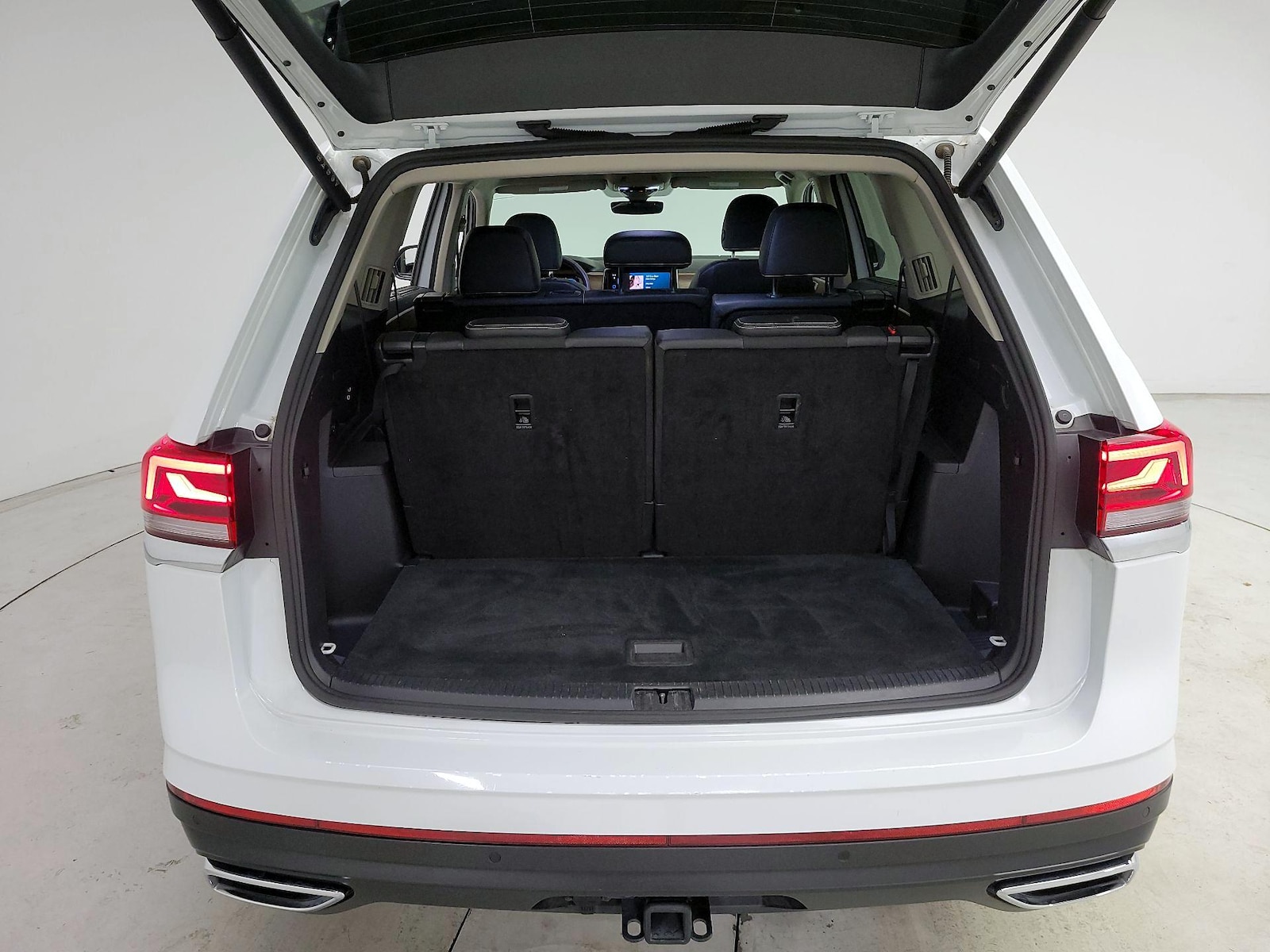 2025 Volkswagen Atlas SE w/Tech - Photo 22