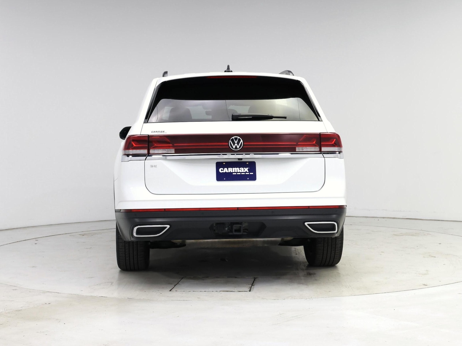 2025 Volkswagen Atlas SE w/Tech - Photo 7