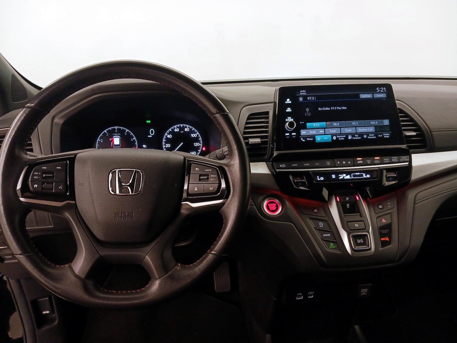 Apple CarPlay® & Android Auto™