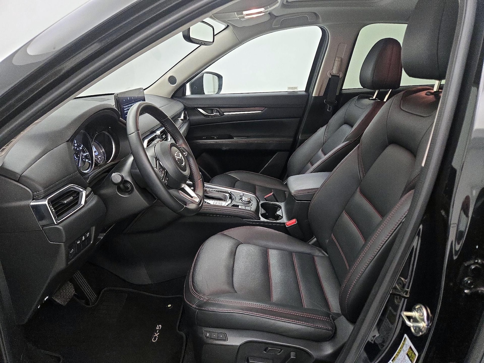 2025 Mazda CX-5 S Preferred package - Photo 12