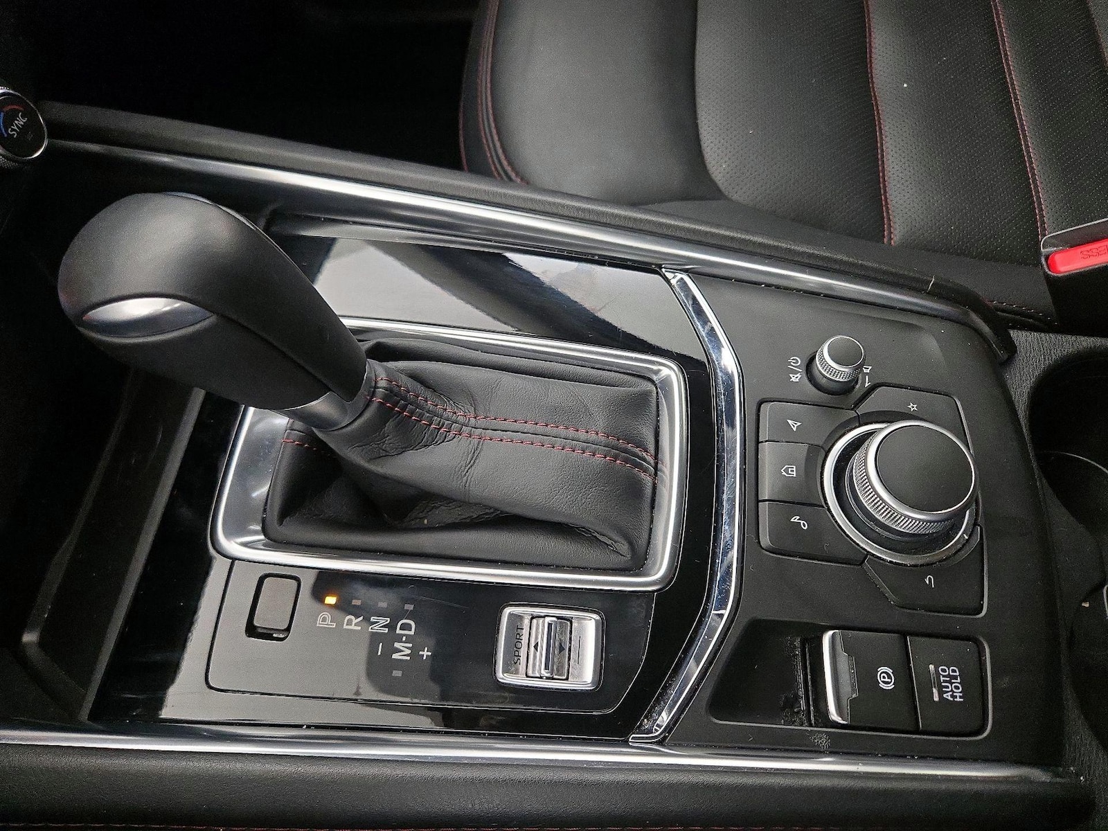 2025 Mazda CX-5 S Preferred package - Photo 18
