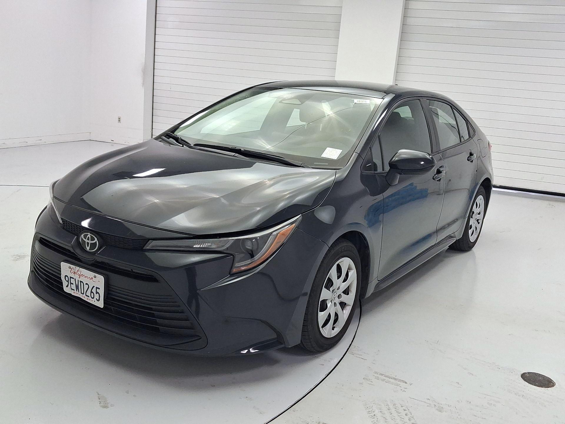 Thumbnail: 2023 Toyota Corolla - 3