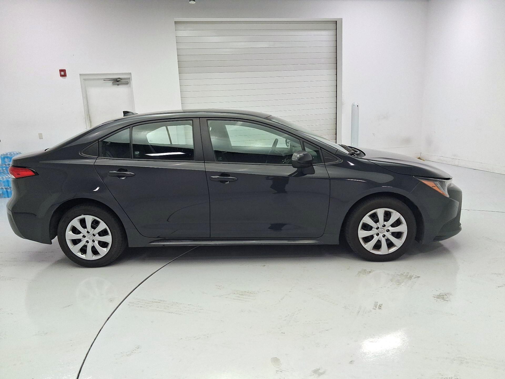 Thumbnail: 2023 Toyota Corolla - 4