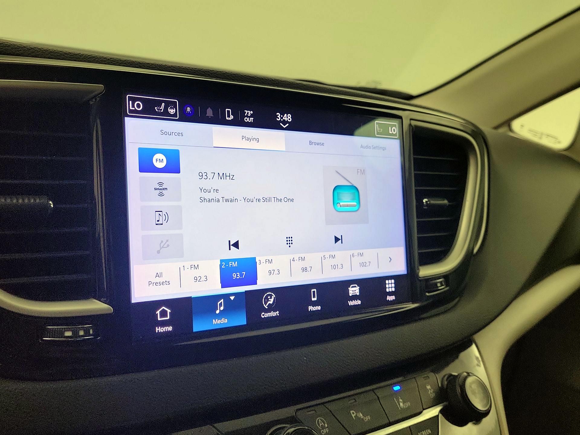 Thumbnail: 2024 Chrysler Pacifica - 15