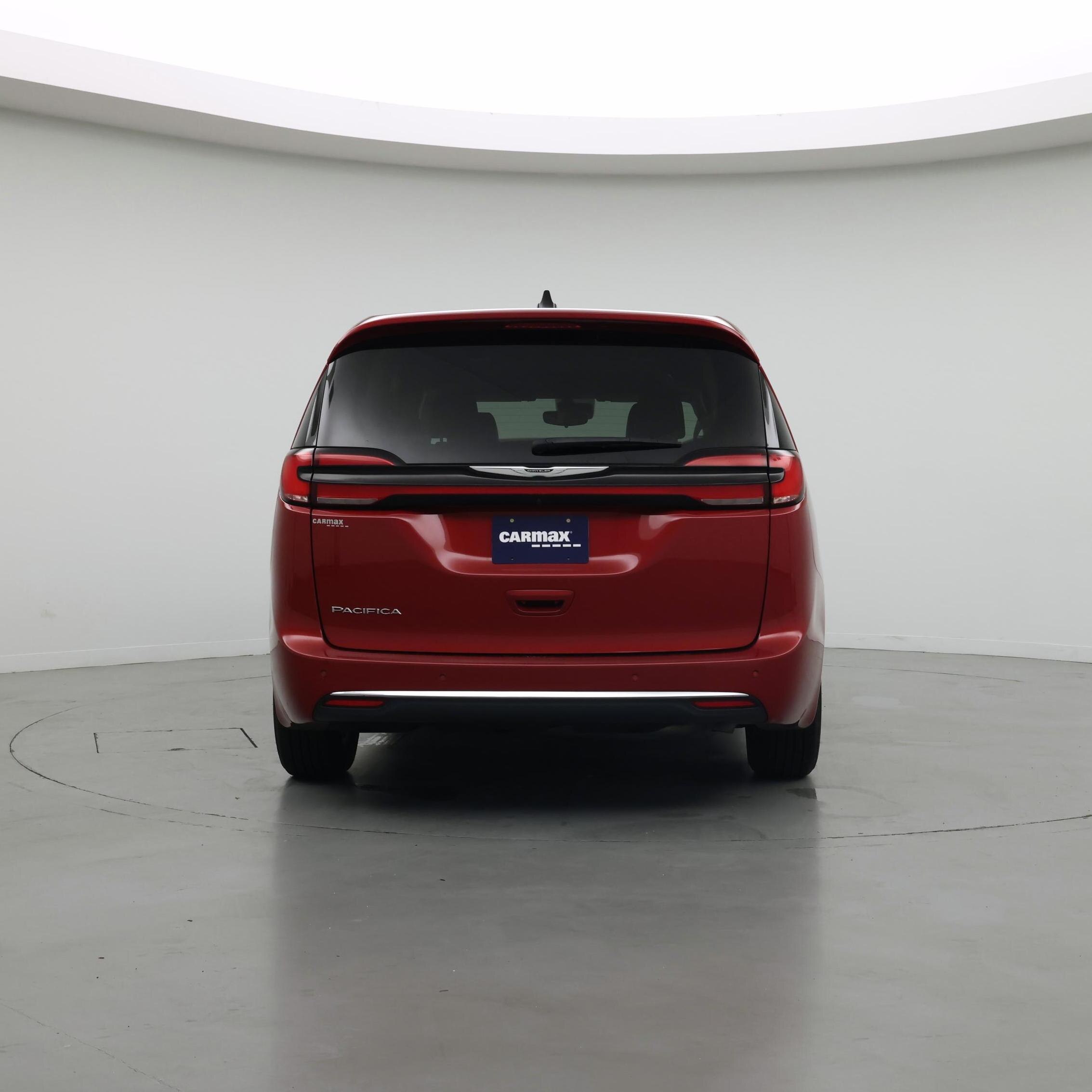 Thumbnail: 2024 Chrysler Pacifica - 6