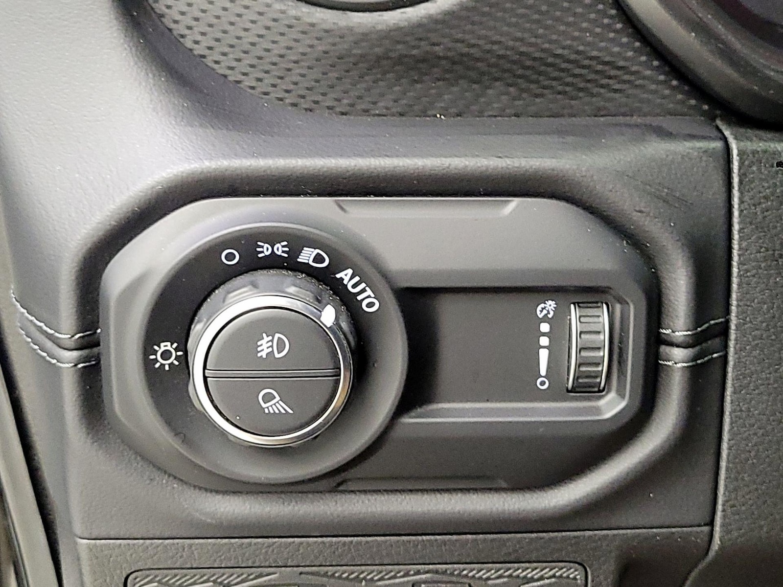 2026 Jeep Gladiator Rubicon - Photo 14