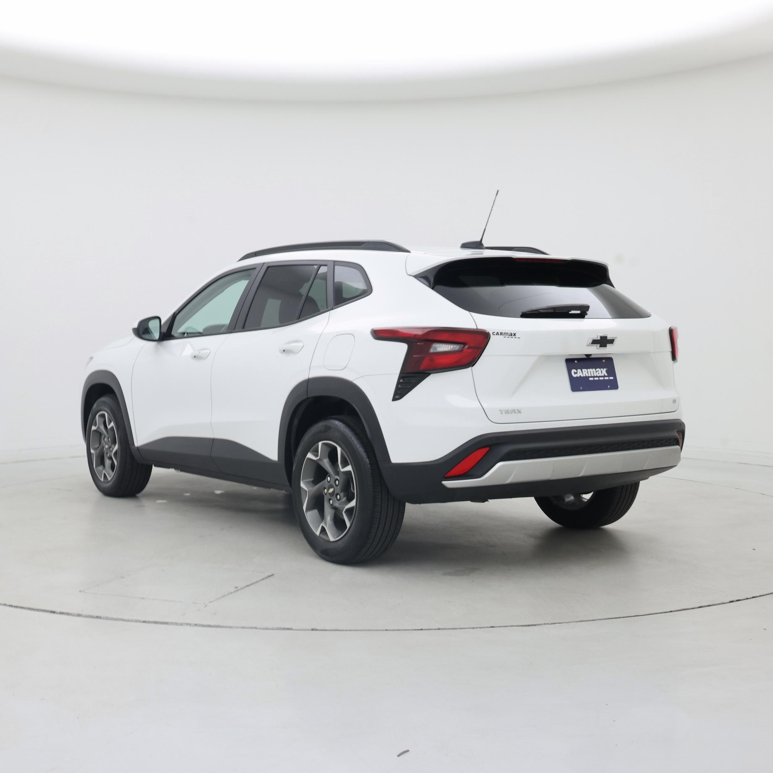 Thumbnail: 2024 Chevrolet Trax - 2