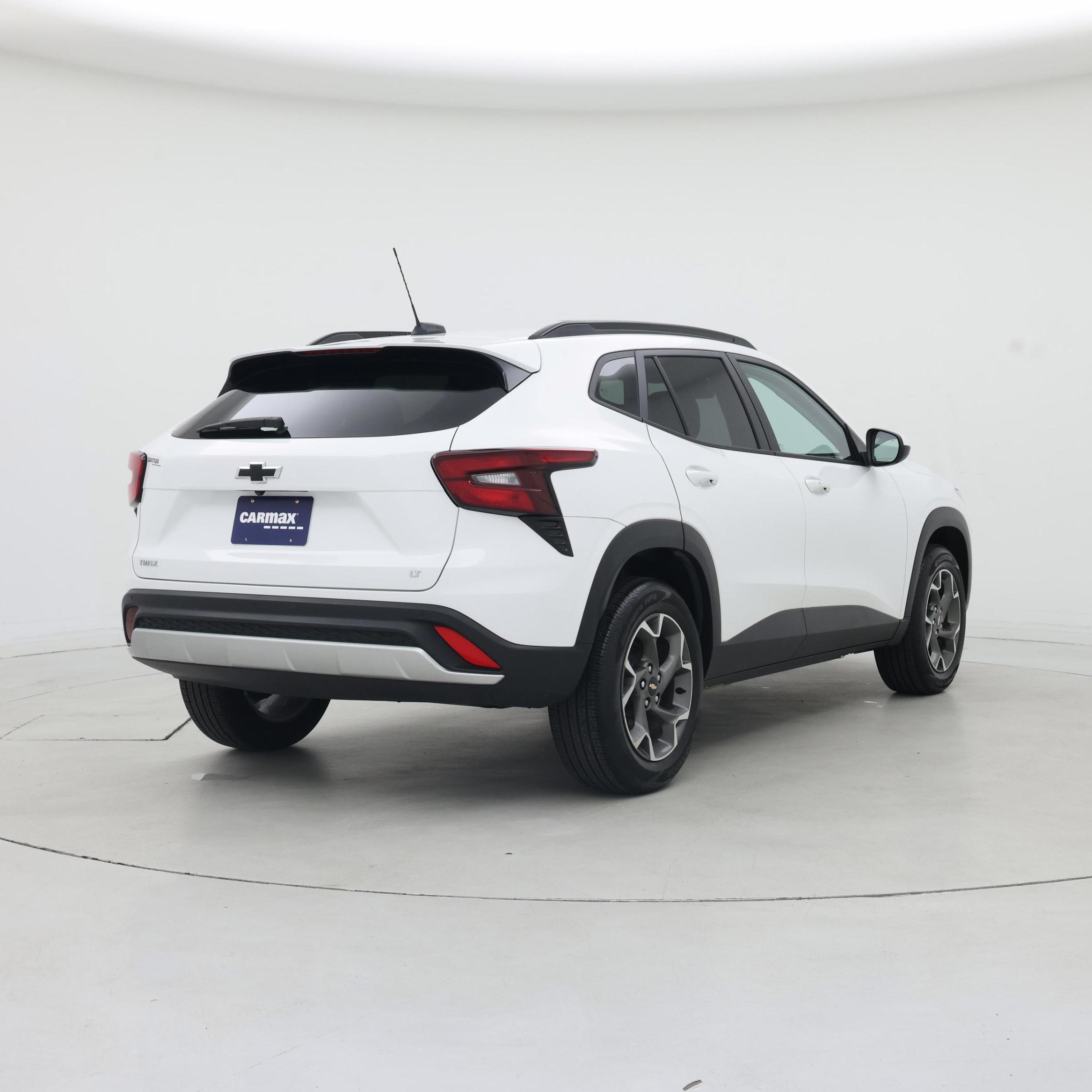 Thumbnail: 2024 Chevrolet Trax - 8