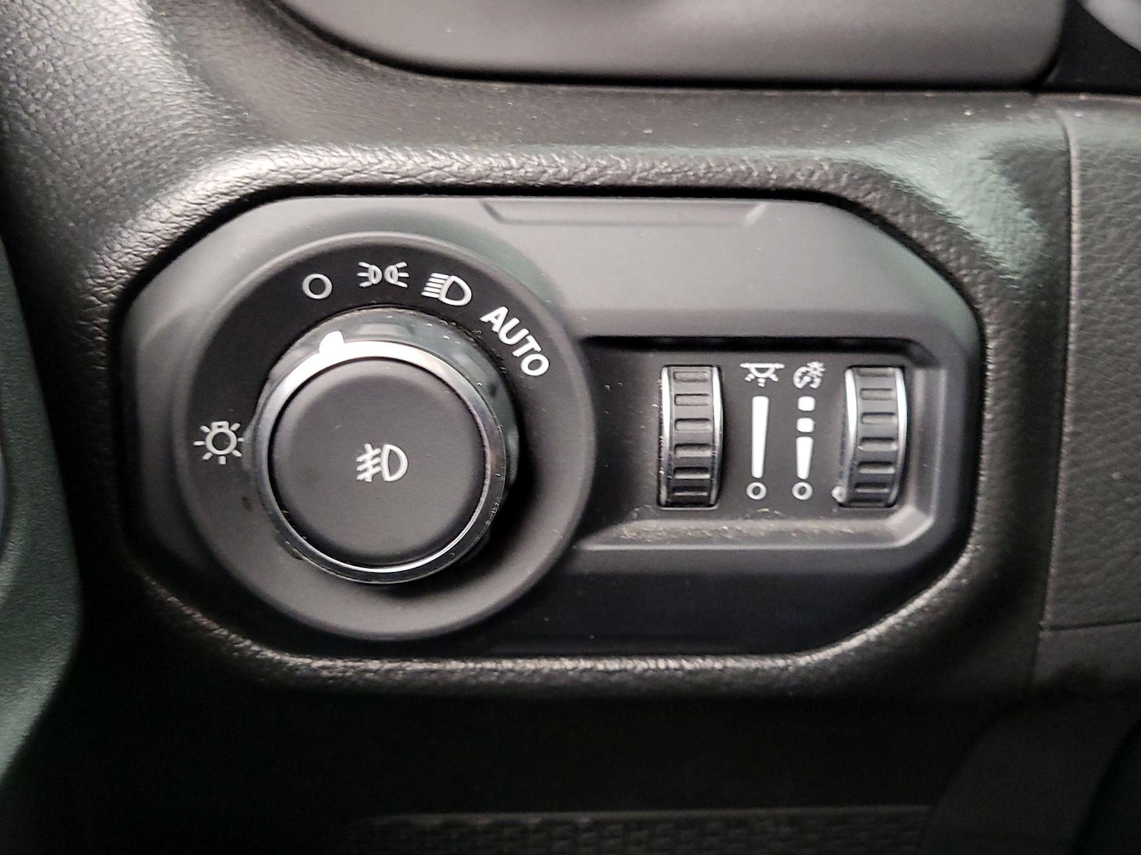 2022 Jeep Wrangler Unlimited Willys - Photo 14
