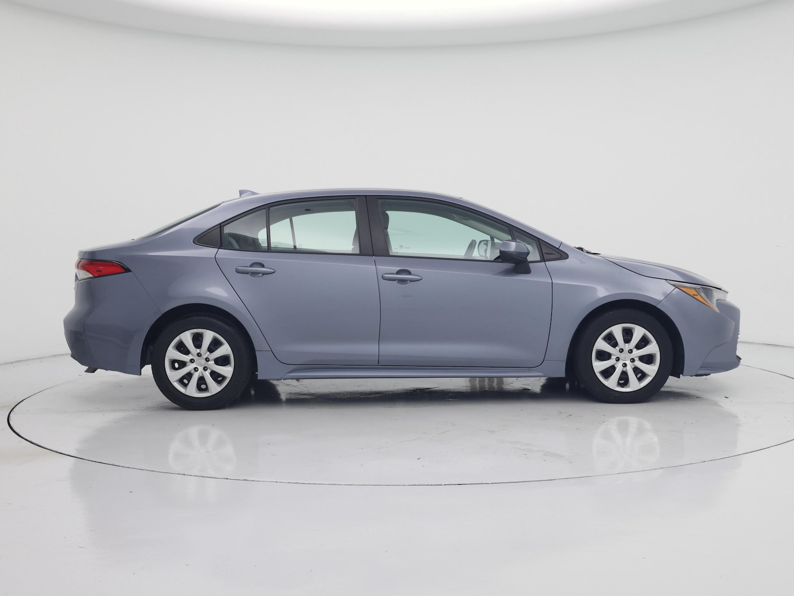 2024 Toyota Corolla LE - Photo 8