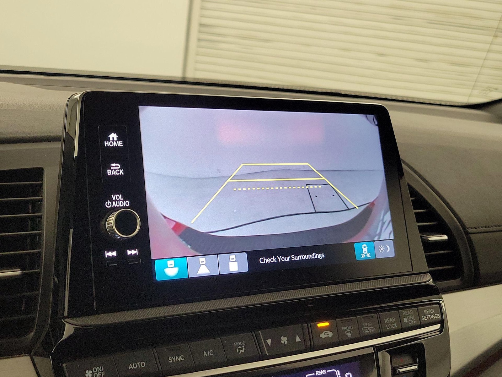 2025 Honda Odyssey Sport L - Photo 15