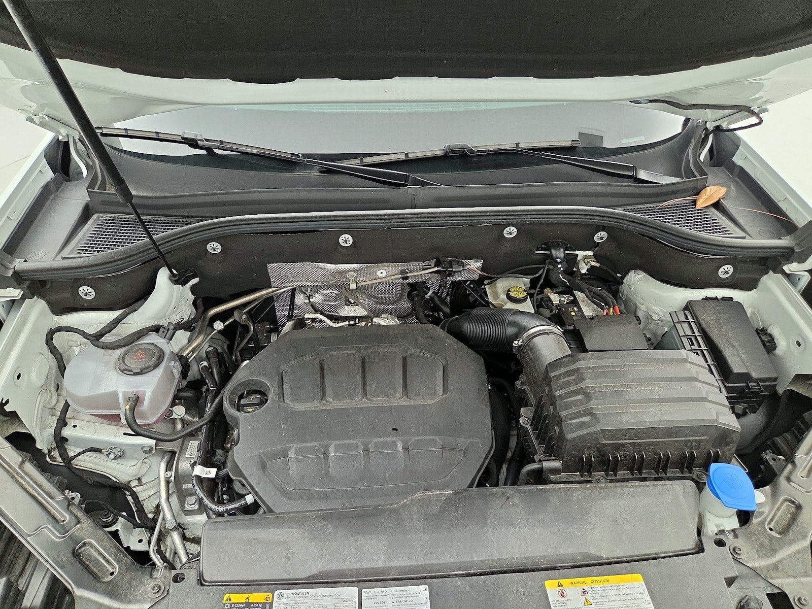 2025 Volkswagen Atlas SE w/Tech - Photo 25