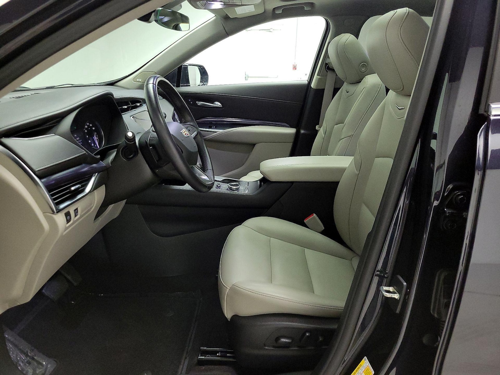 Power Seat(s) & Side Airbags