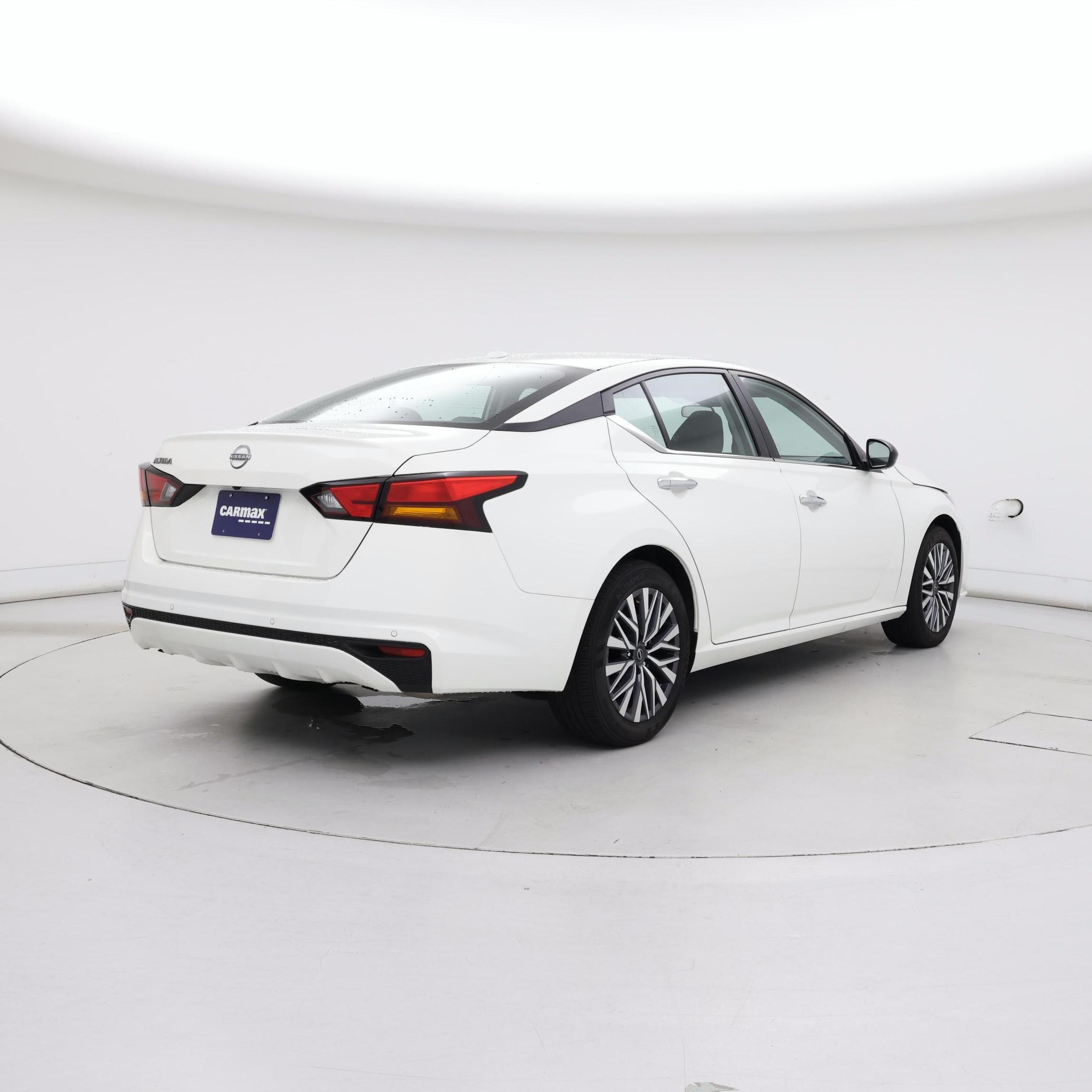 Thumbnail: 2025 Nissan Altima - 8