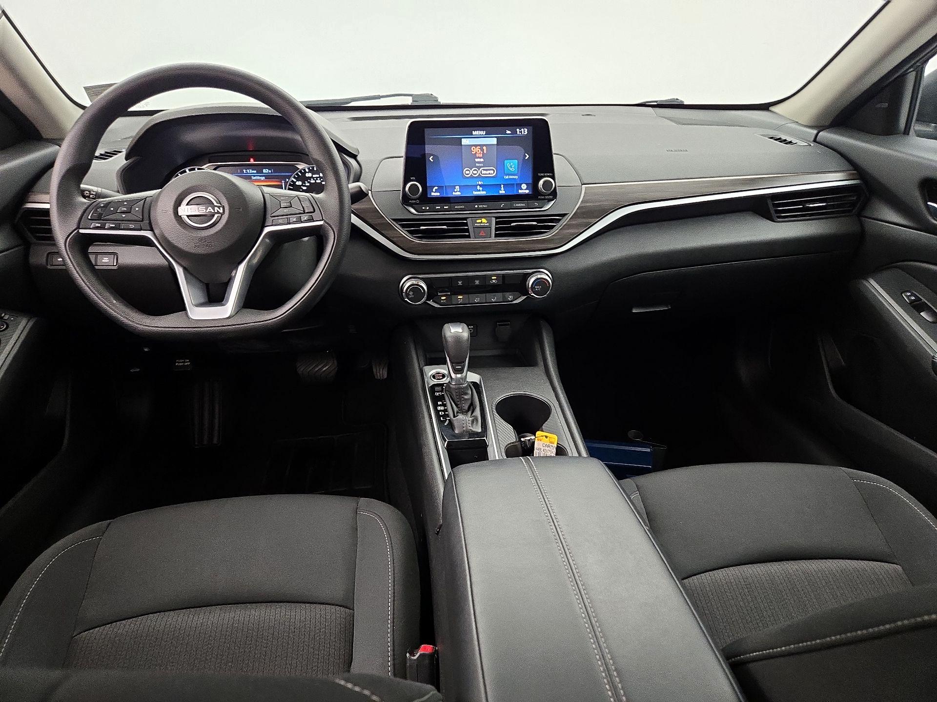 Thumbnail: 2025 Nissan Altima - 9