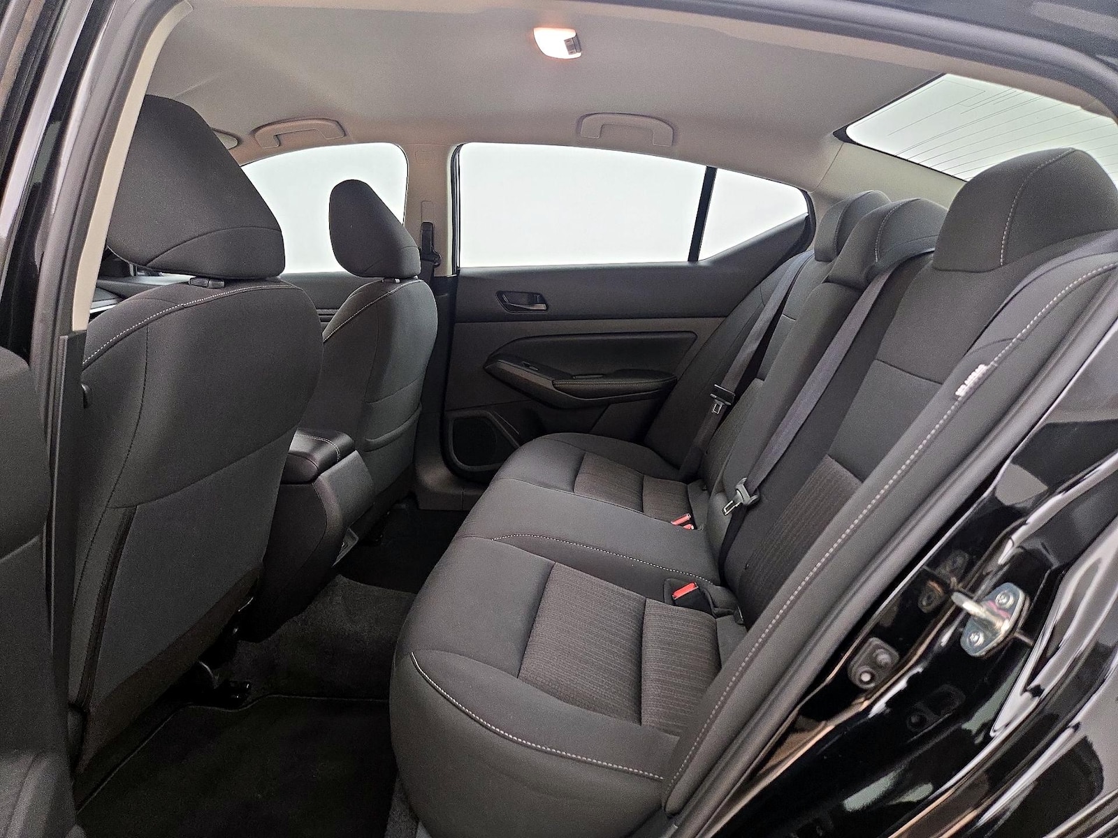 2025 Nissan Altima SV - Photo 20