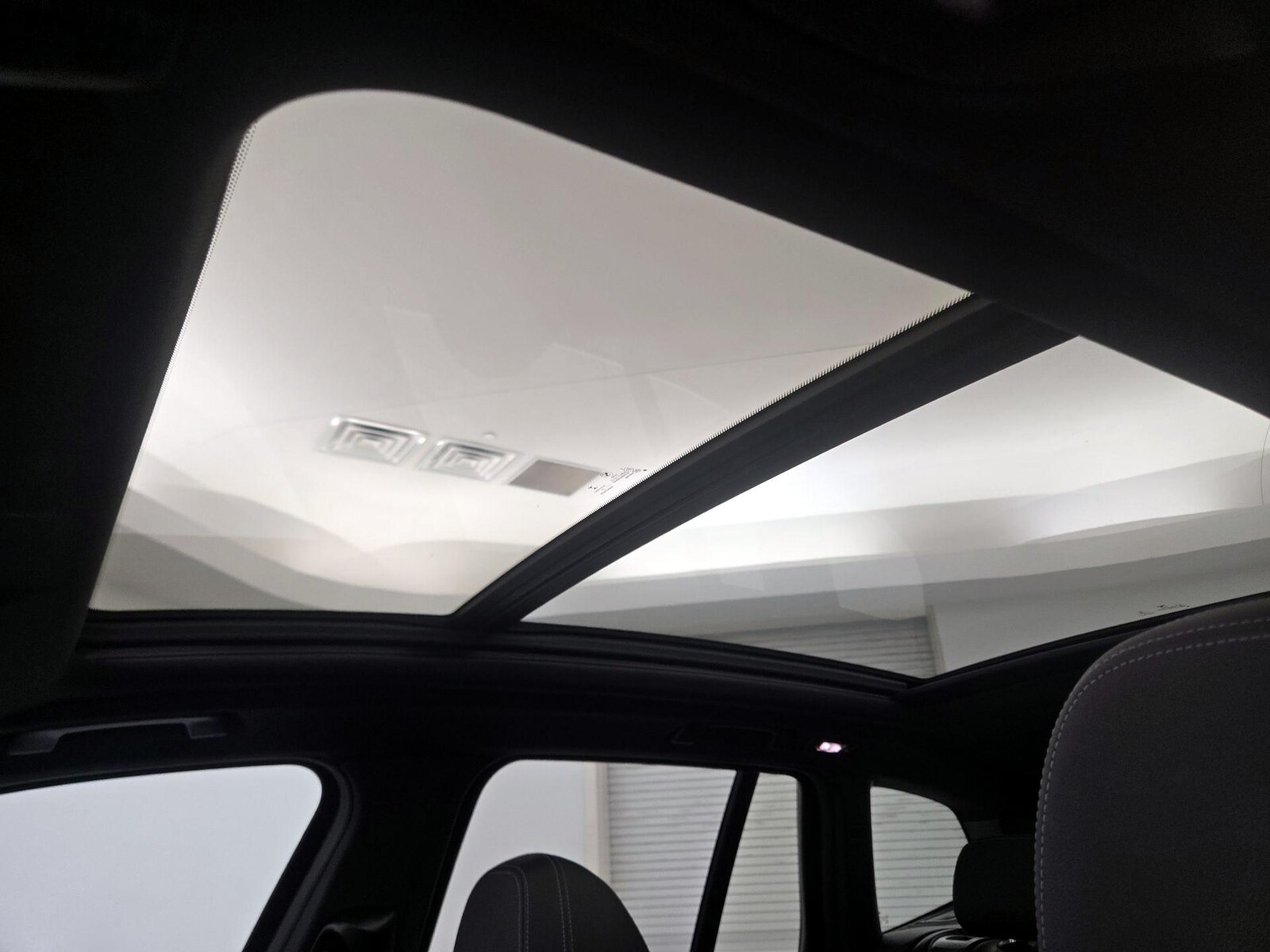 Panoramic Sunroof