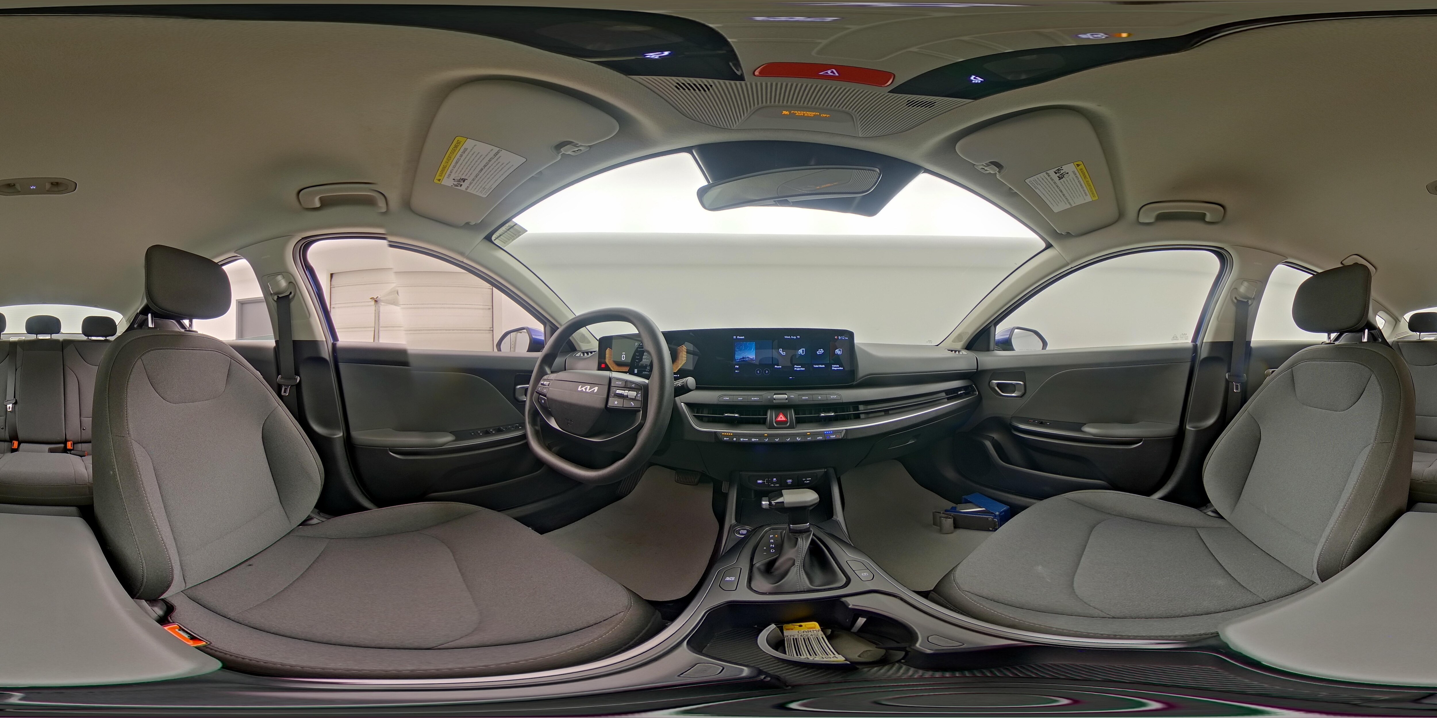 2025 Kia K4 LXS - Photo 24