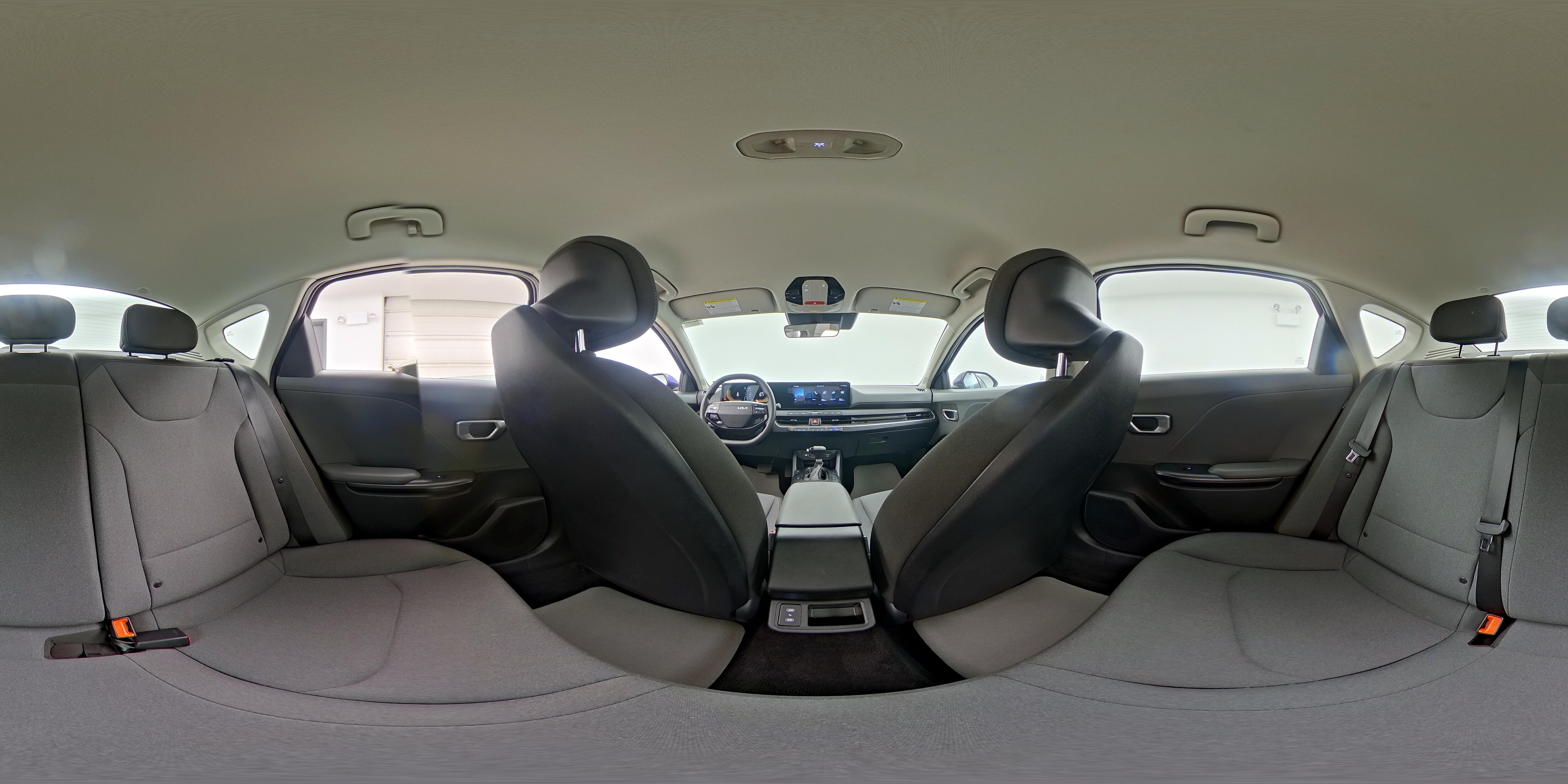 2025 Kia K4 LXS - Photo 25