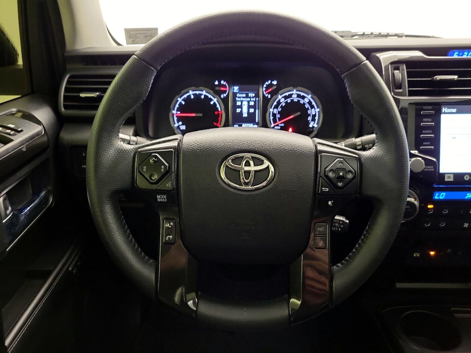 2021 Toyota 4Runner Night Shade - Photo 11