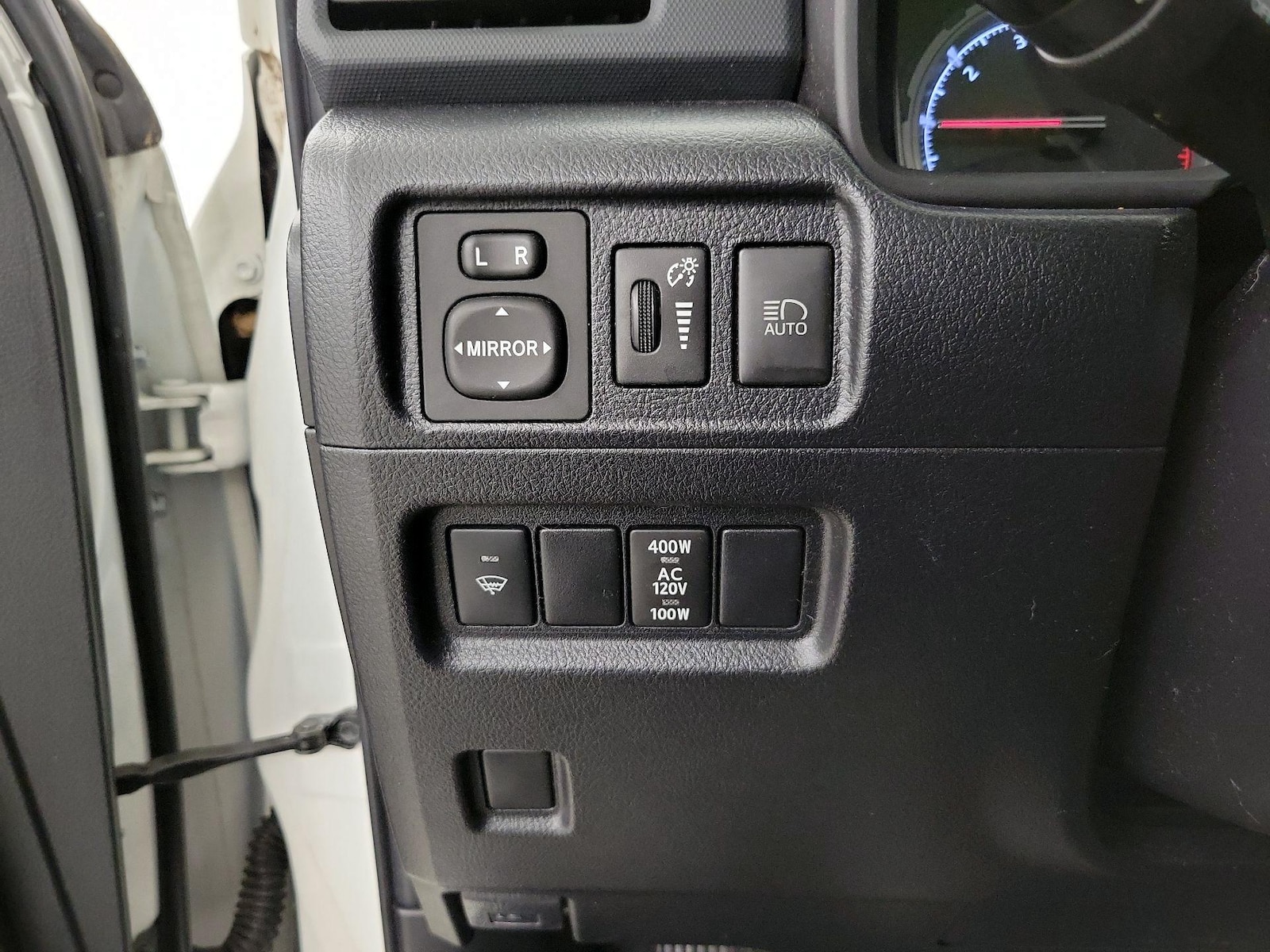 2021 Toyota 4Runner Night Shade - Photo 14