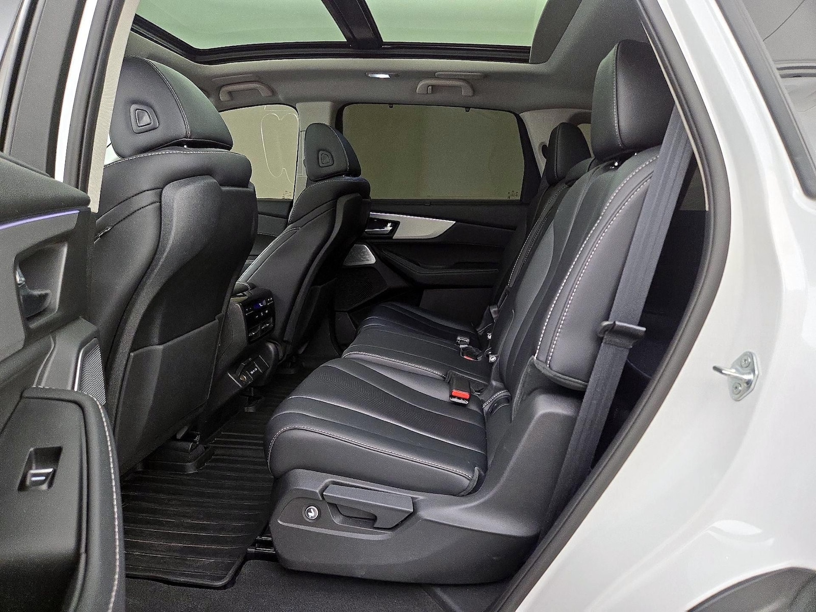 Rear Air Conditioning