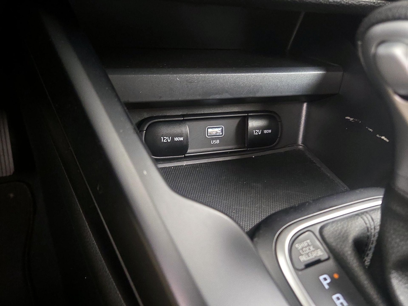 2025 Kia Soul LX - Photo 19