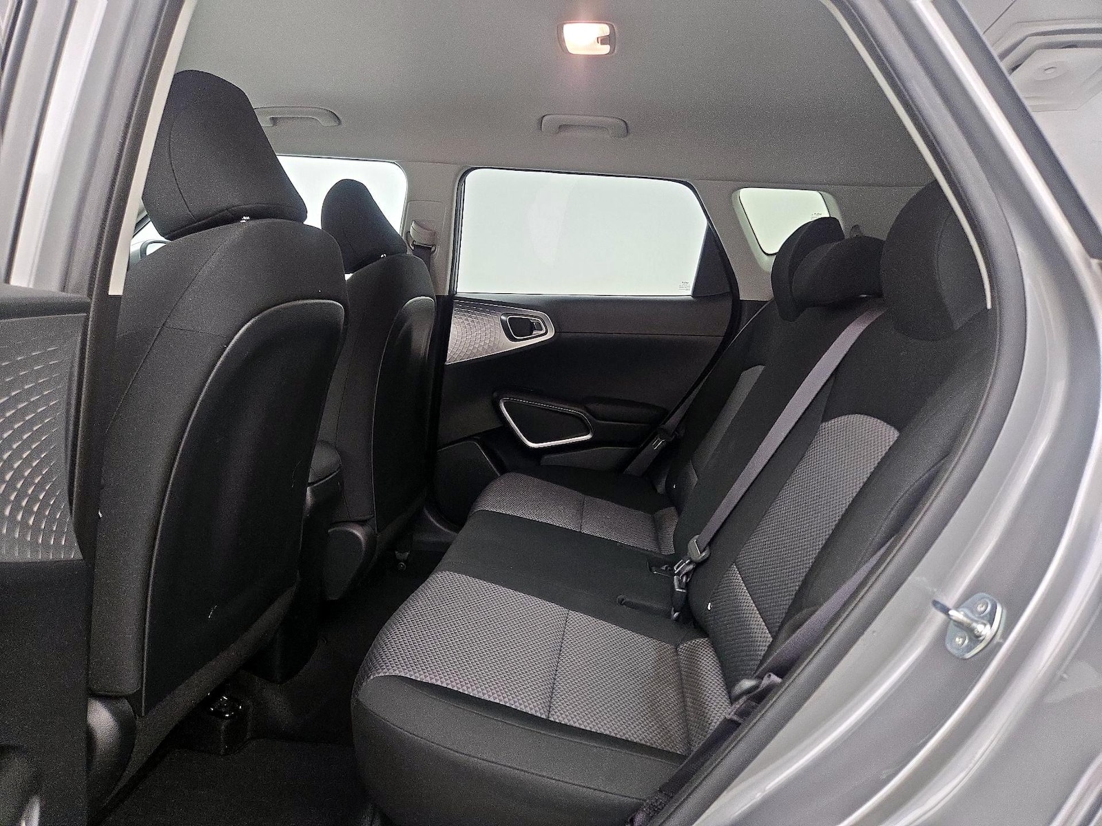 2025 Kia Soul LX - Photo 20