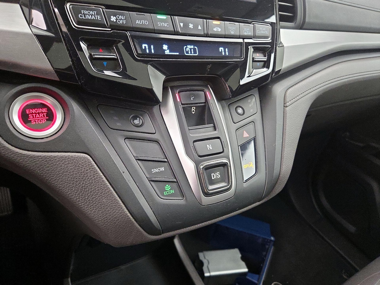 2018 Honda Odyssey EX-L - Photo 18