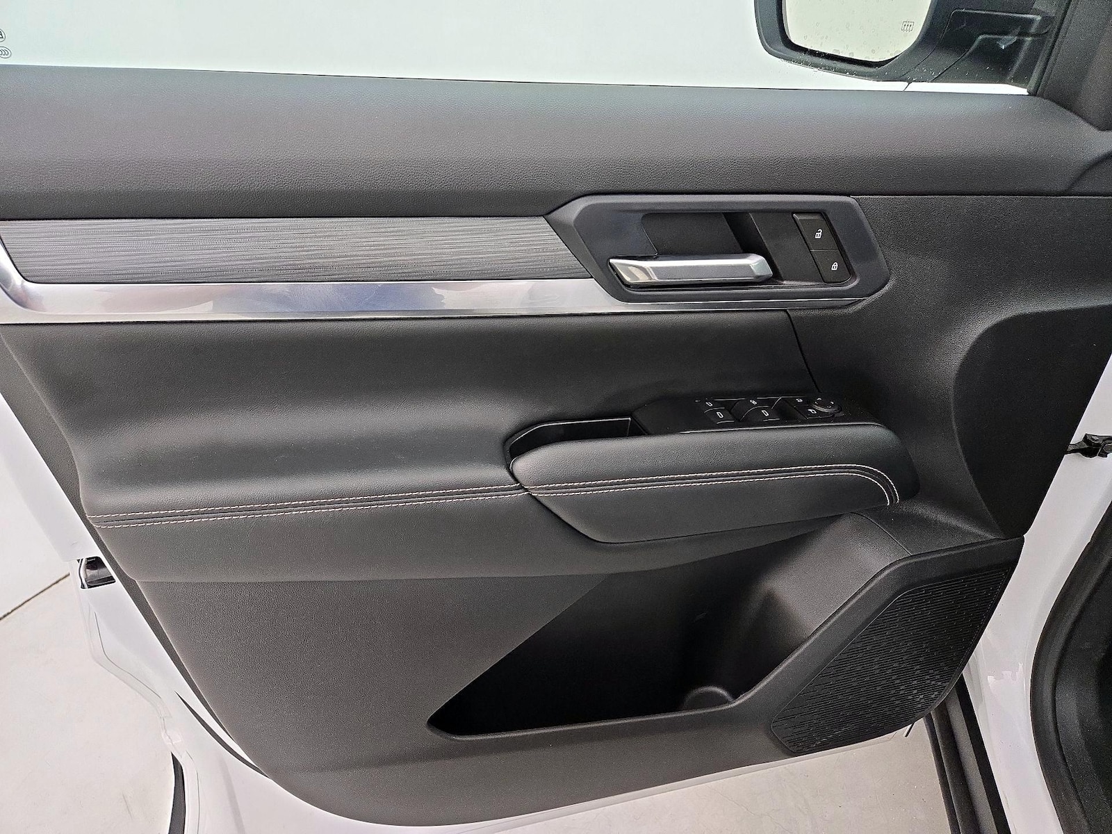 2025 GMC Terrain Elevation - Photo 13