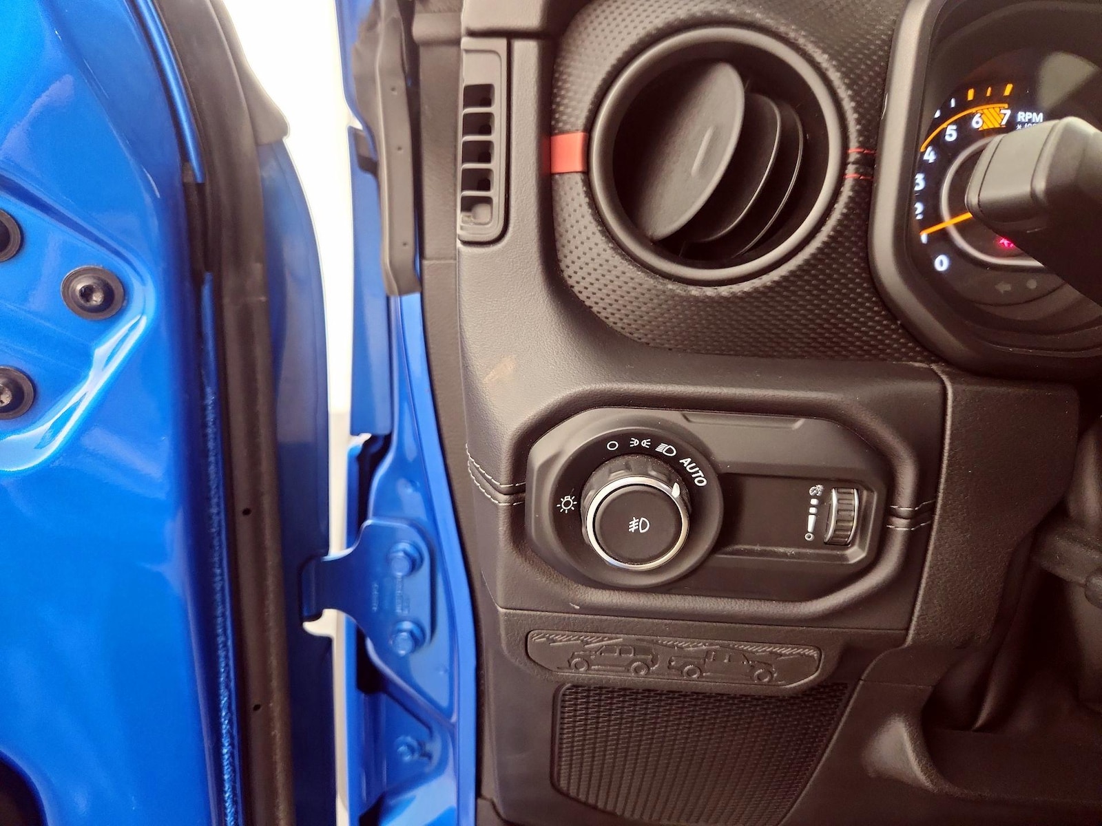 2025 Jeep Wrangler 4-Door Rubicon - Photo 14