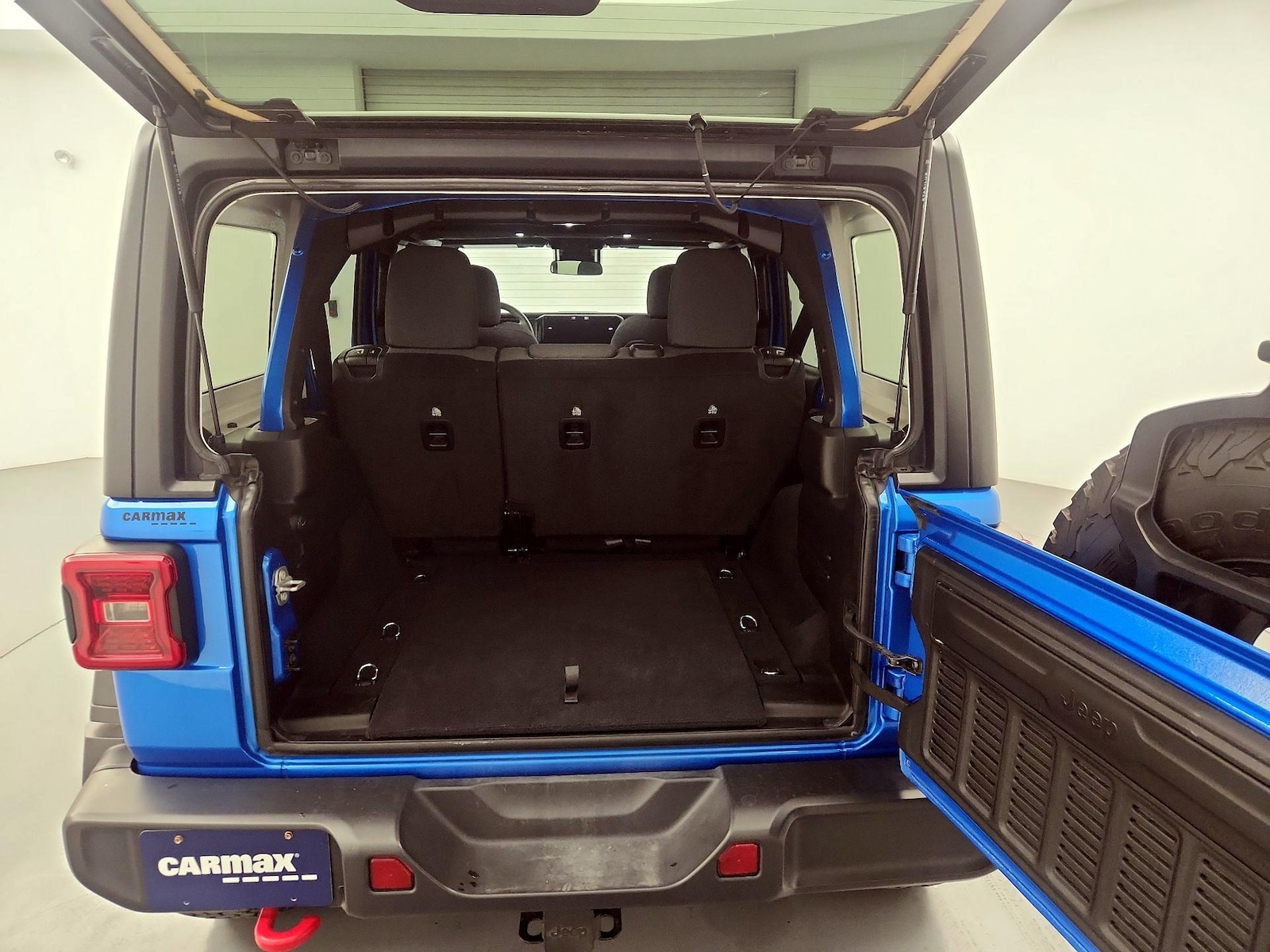 2025 Jeep Wrangler 4-Door Rubicon - Photo 21
