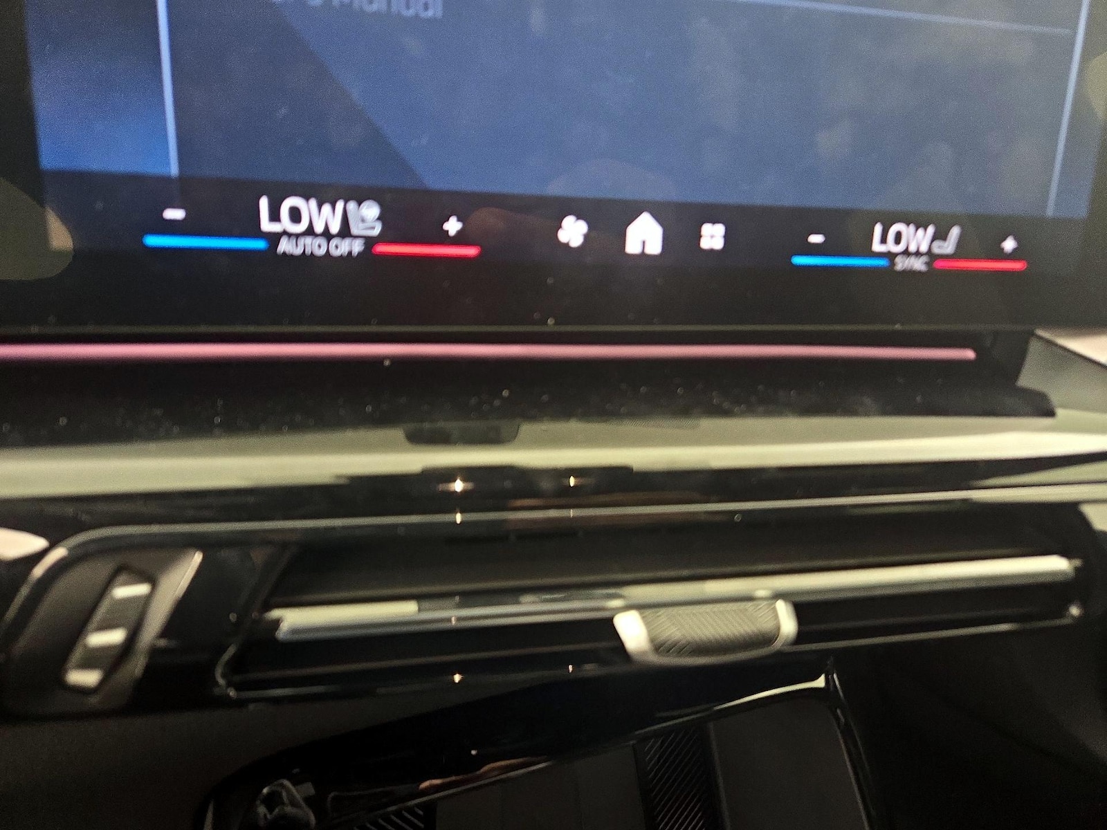 2026 BMW X2 28i - Photo 18