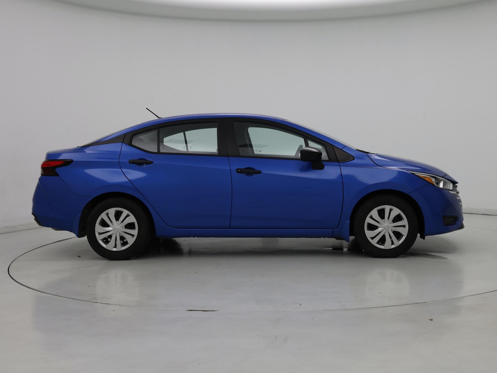2024 Nissan Versa Sedan S - Photo 8