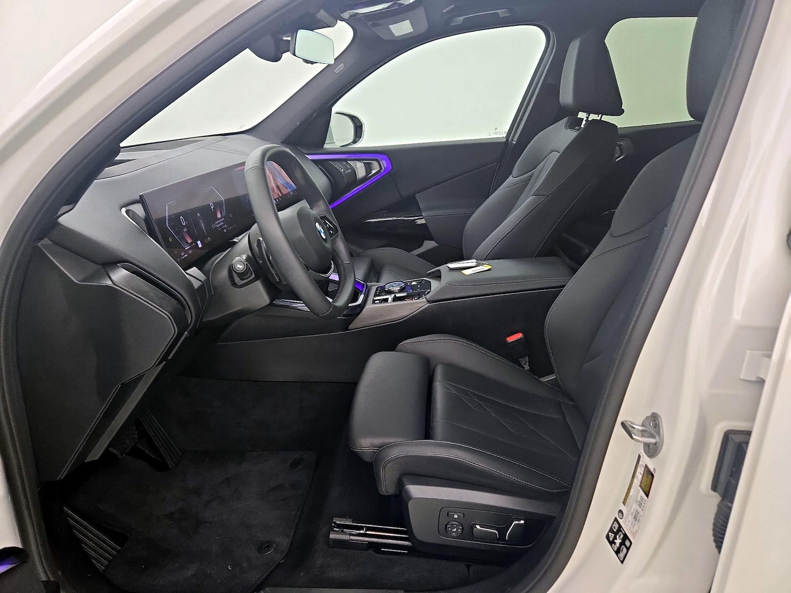 2026 BMW X3 30 - Photo 12