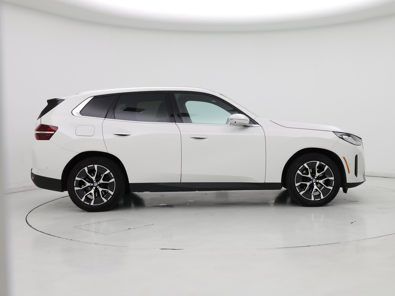 2026 BMW X3 30 - Photo 8
