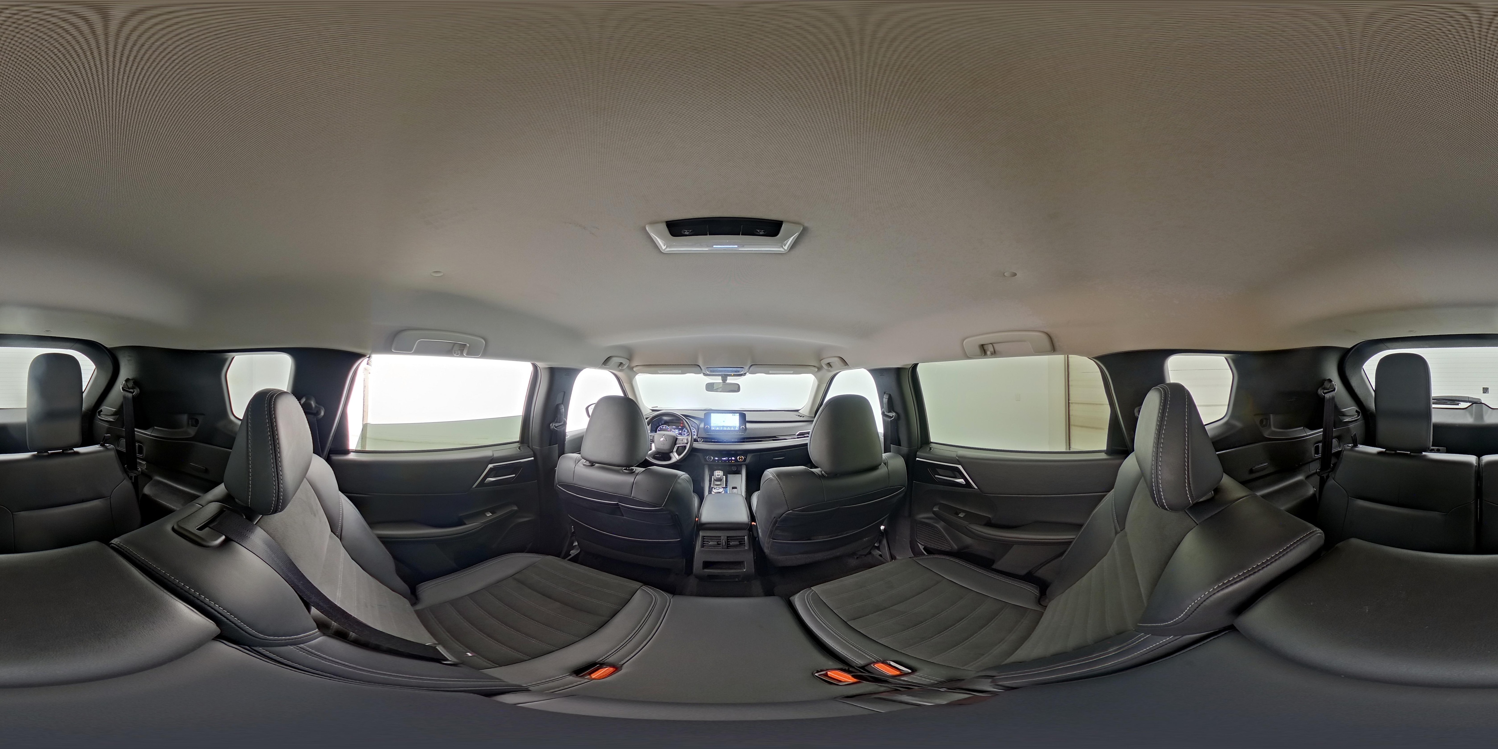 2024 Mitsubishi Outlander SE - Photo 28
