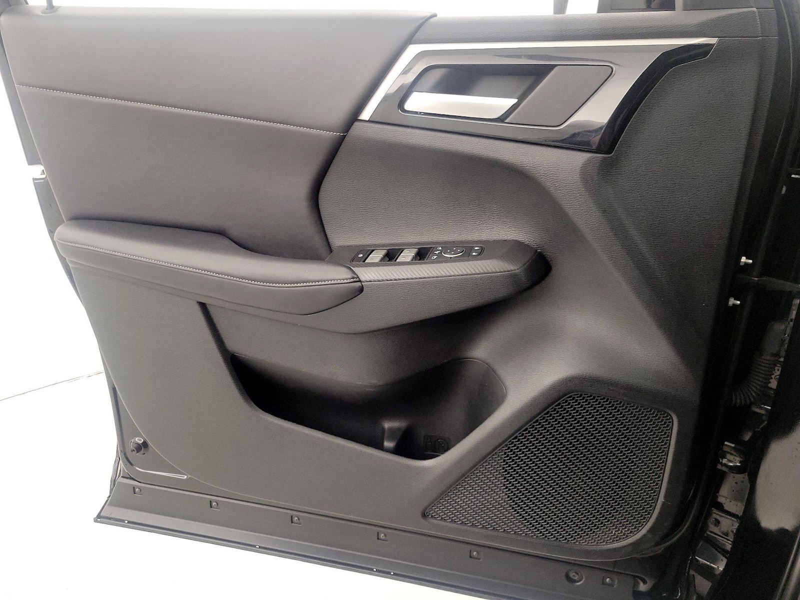 2024 Mitsubishi Outlander SE - Photo 13