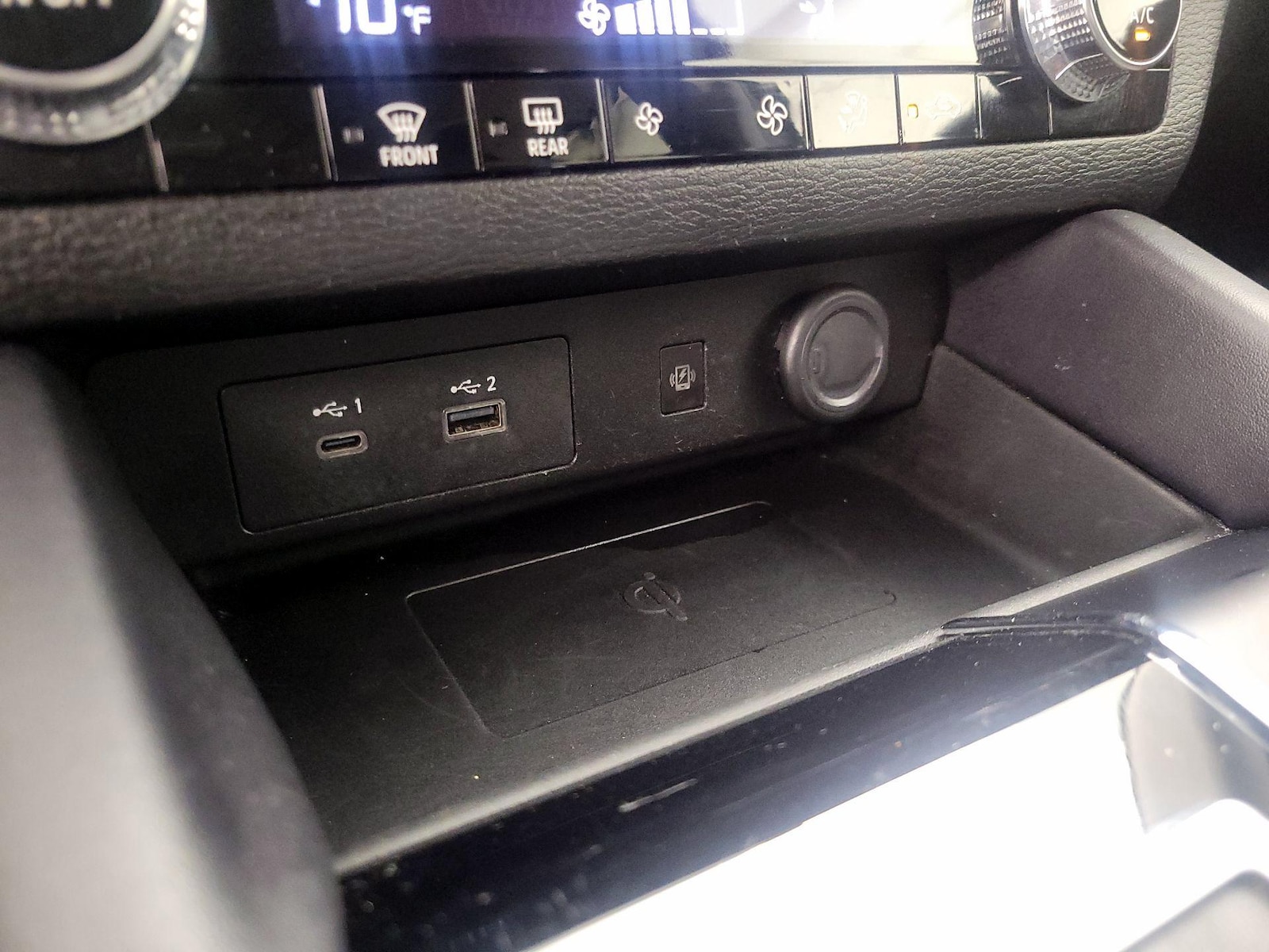 2024 Mitsubishi Outlander SE - Photo 20
