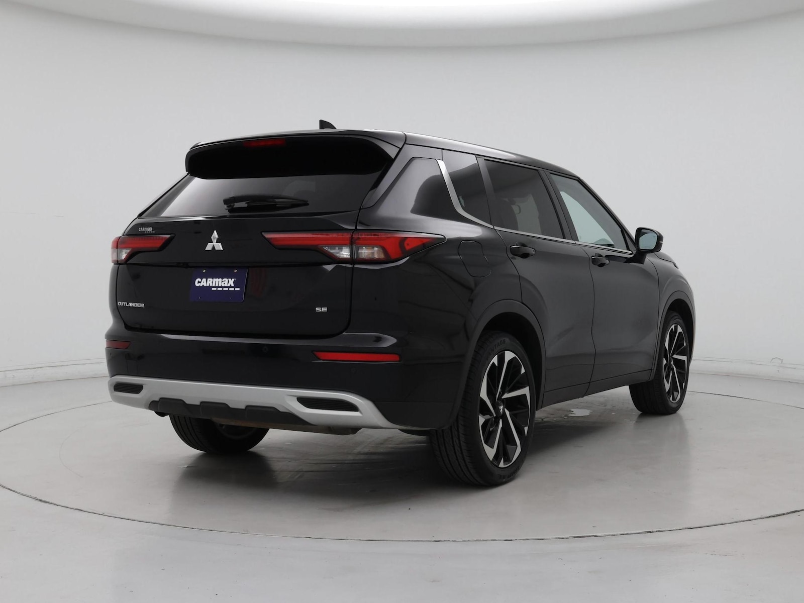 2024 Mitsubishi Outlander SE - Photo 9