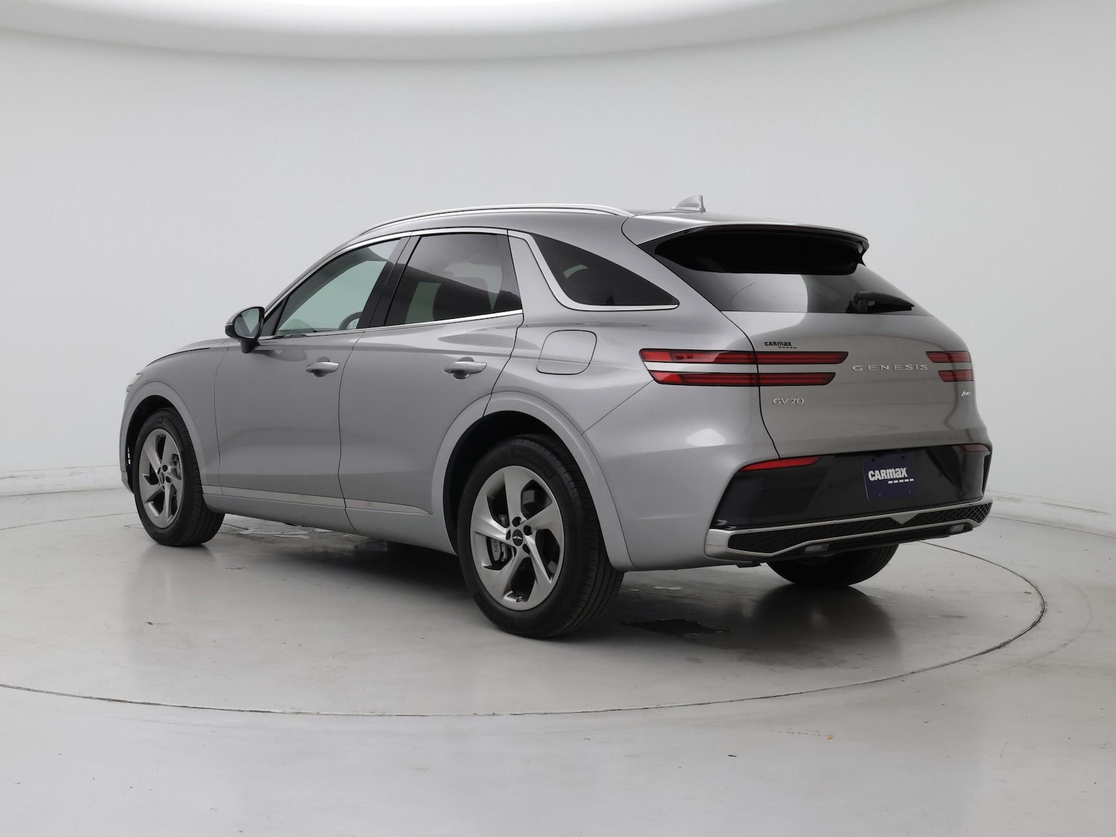 2026 GENESIS GV70 Standard - Photo 3