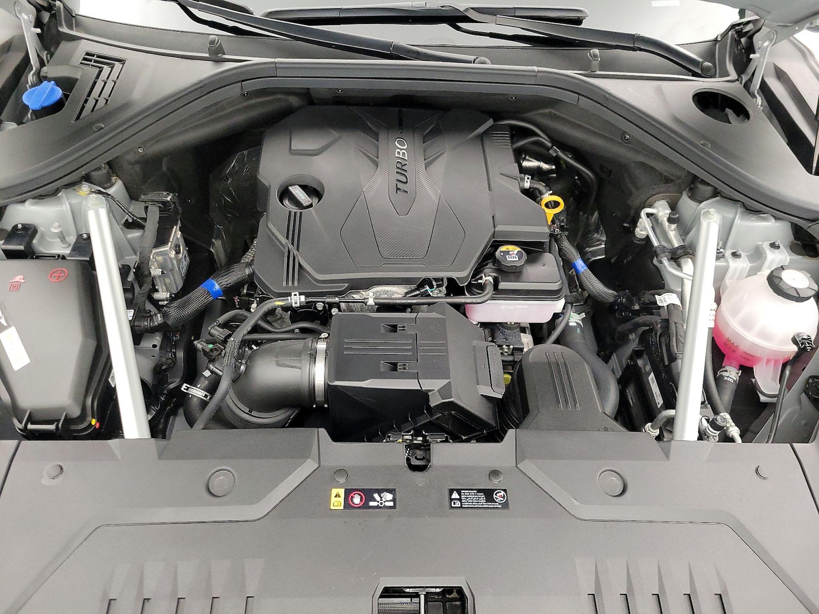2026 GENESIS GV70 Standard - Photo 23