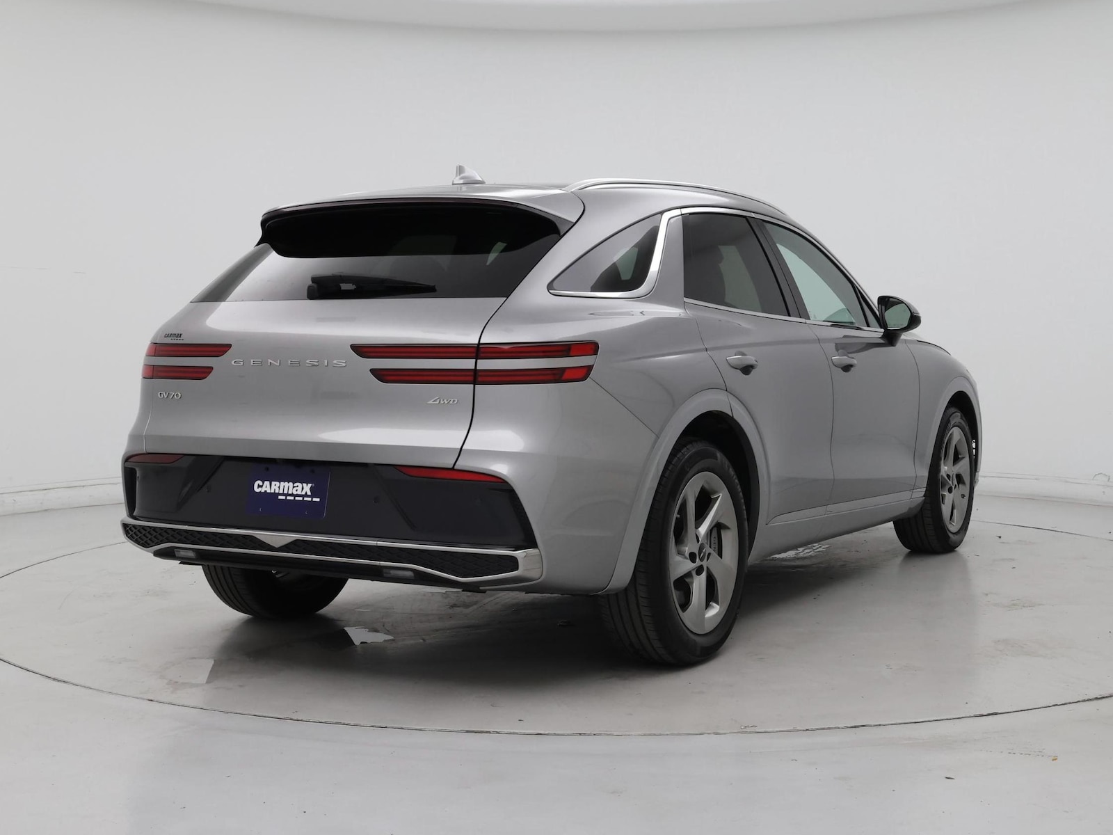 2026 GENESIS GV70 Standard - Photo 9