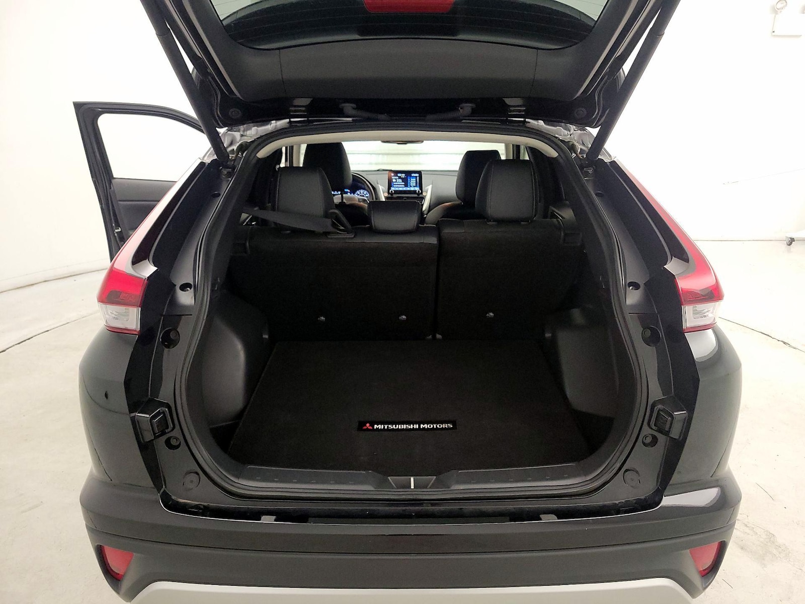 2025 Mitsubishi Eclipse Cross SE - Photo 21