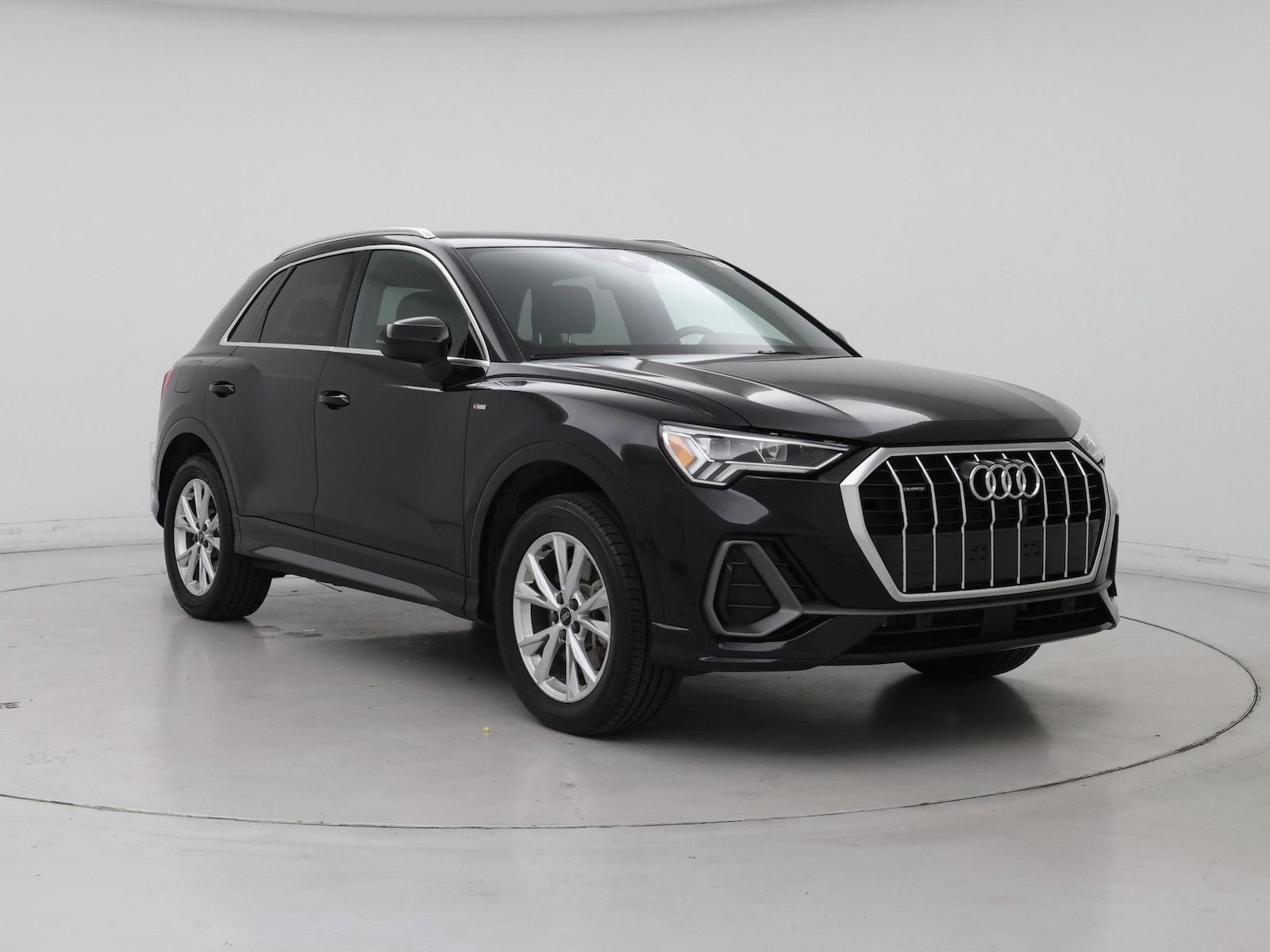 2025 Audi Q3 S Line Premium - Photo 2