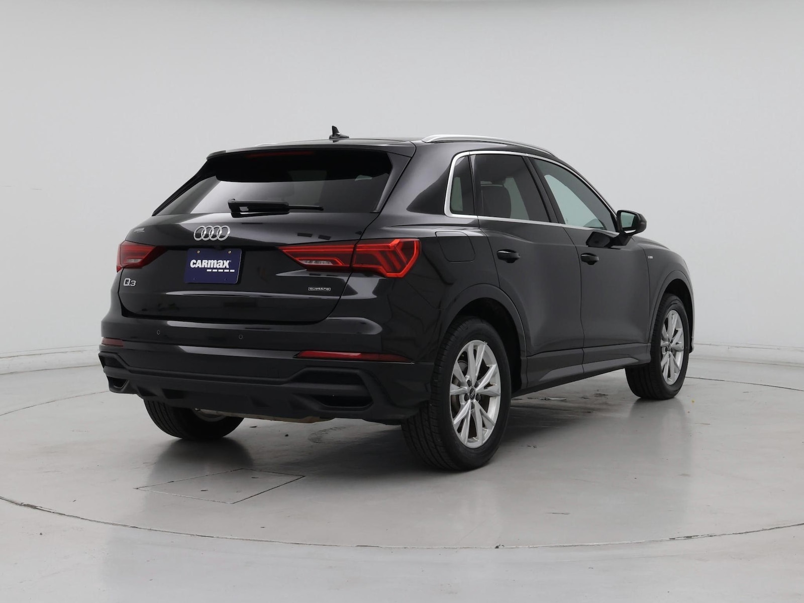 2025 Audi Q3 S Line Premium - Photo 9