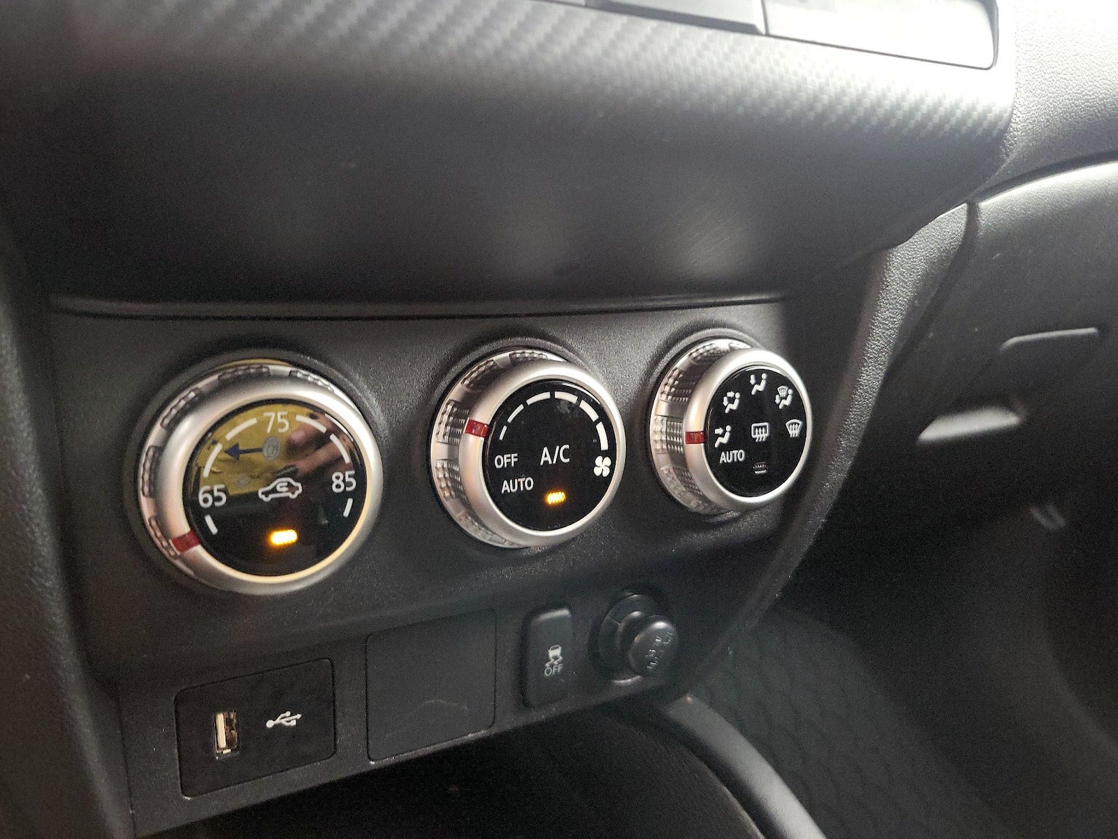 2025 Mitsubishi Outlander Sport ES - Photo 17