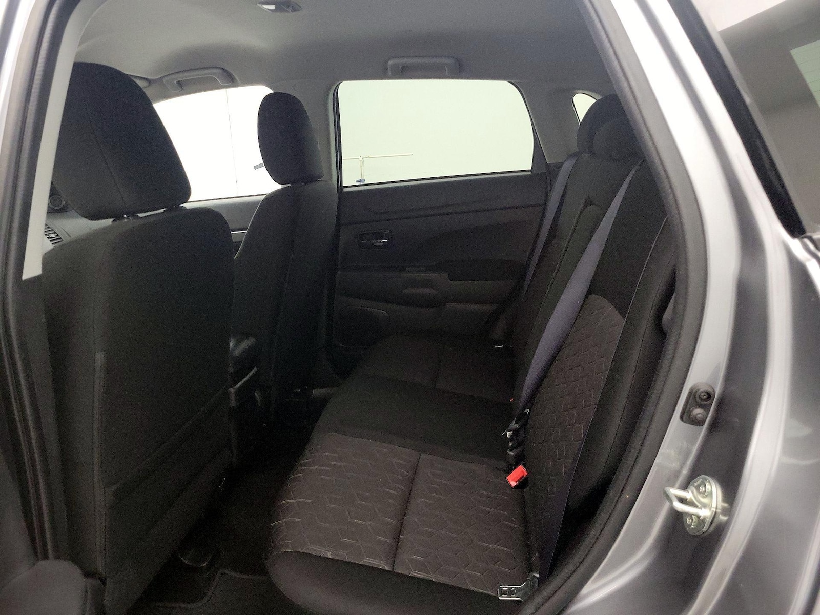 2025 Mitsubishi Outlander Sport ES - Photo 20