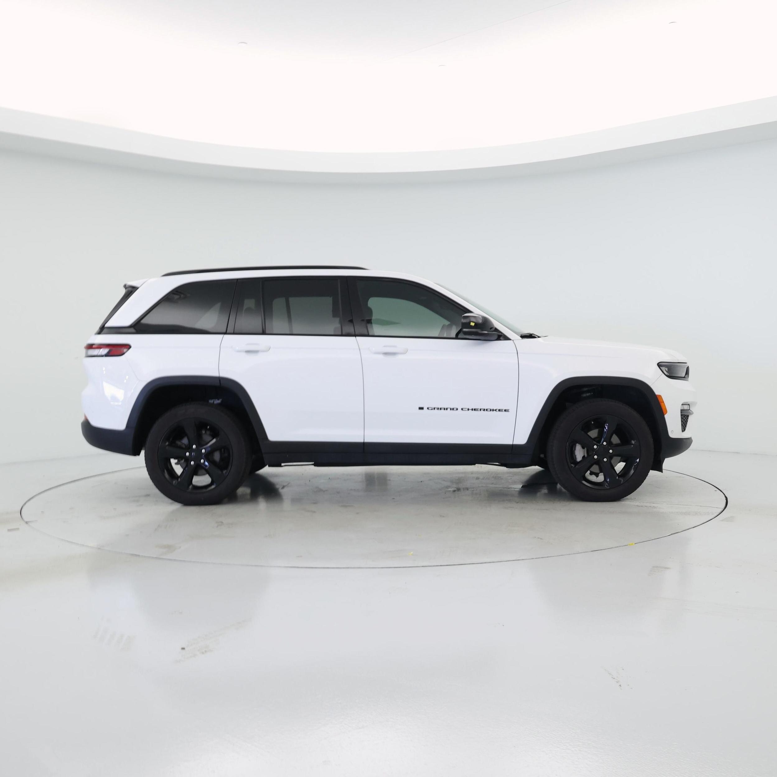 Thumbnail: 2025 Jeep Grand Cherokee - 7