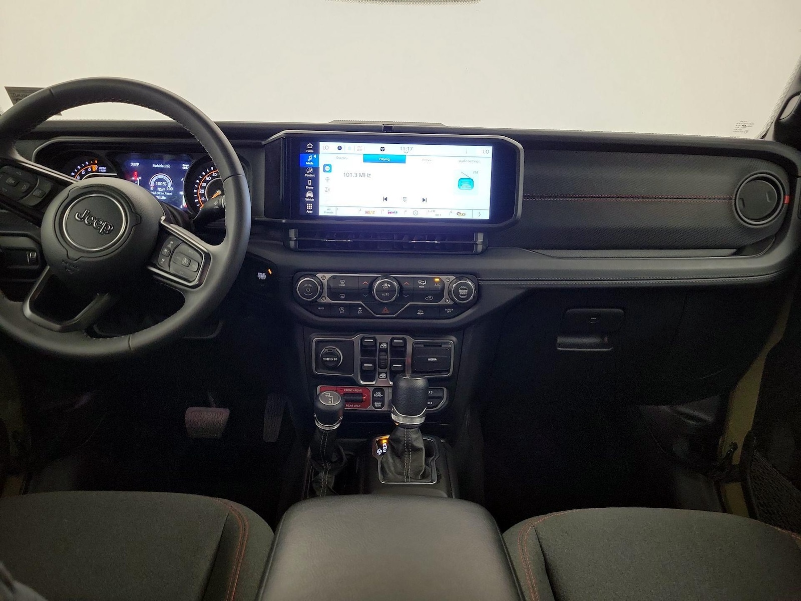 Photo 10
